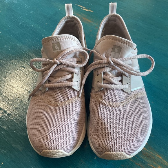 New Balance Nergize Sport Shoes - Picture 3 of 5